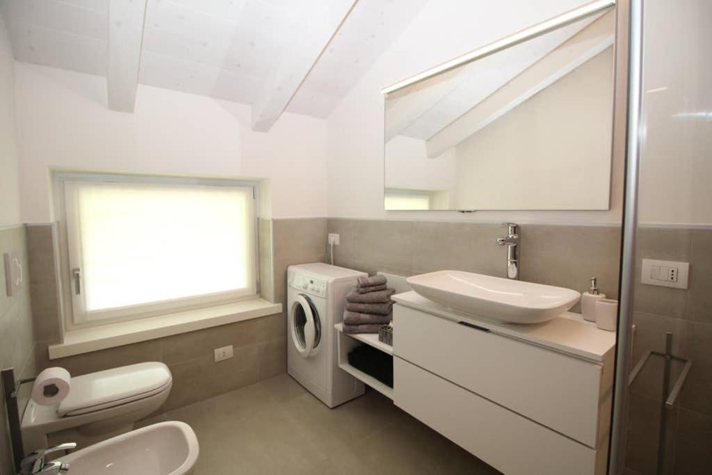 Apartamento La Mansarda Di Rossella Pieve Di Ledro Exterior foto